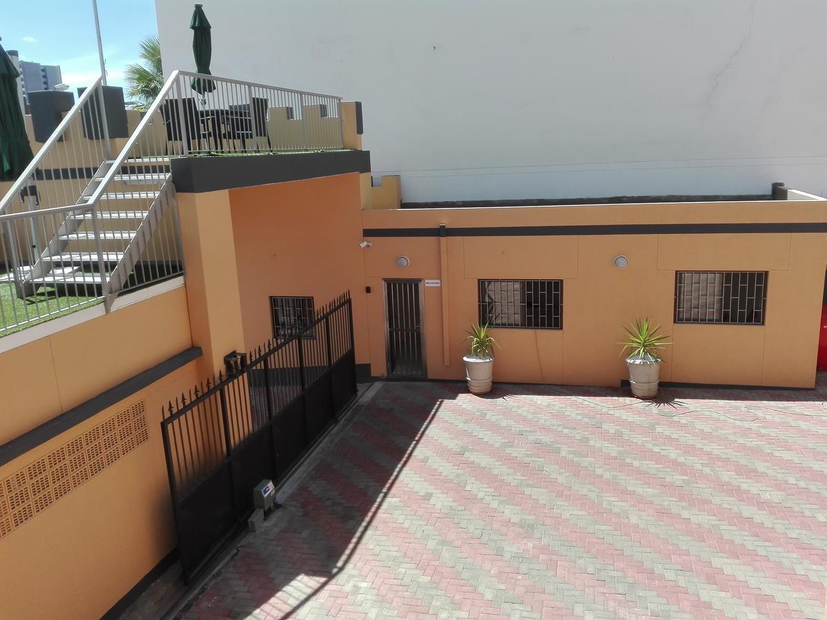 Home Inn Self-Catering Windhoek Dış mekan fotoğraf