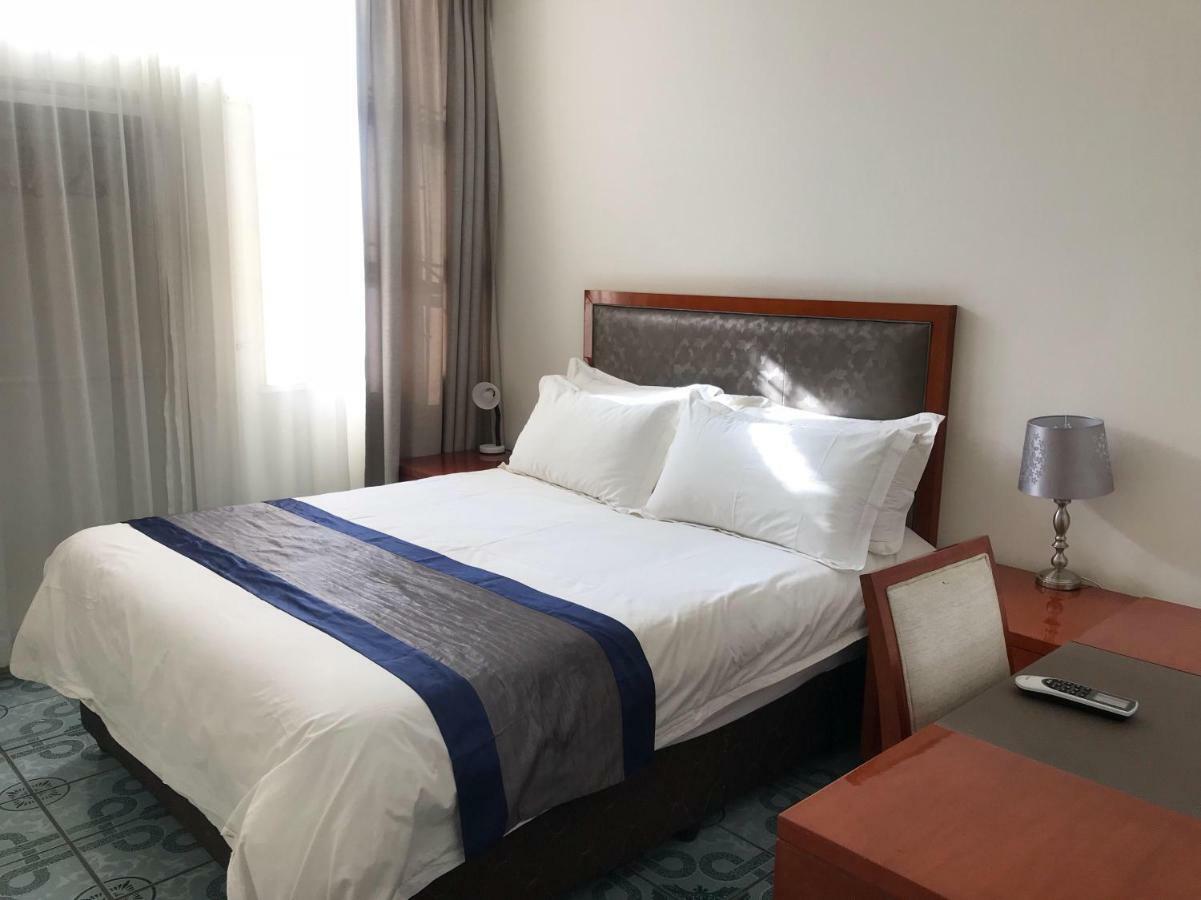 Home Inn Self-Catering Windhoek Dış mekan fotoğraf